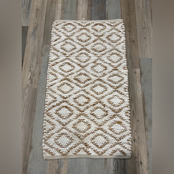 Geometric Reversible Jute Rug - Picture 2 of 4